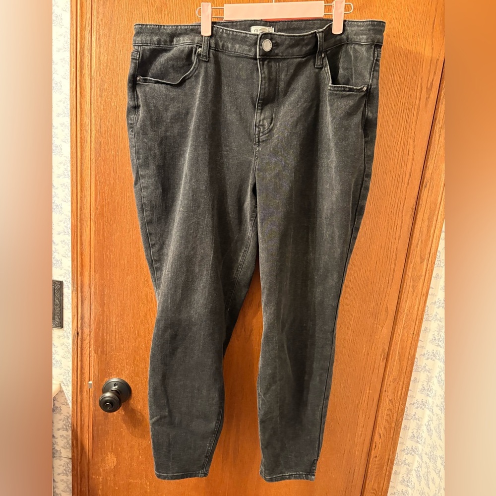 Maurice’s Black Jeans M Jeans XXL 18 20 plus Straight fit 18W 20W High Rise